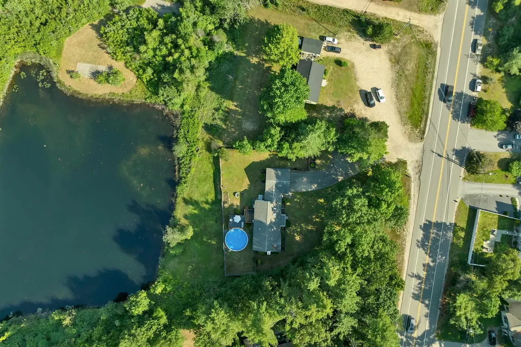 84 Fremont Road Raymond NH 03077