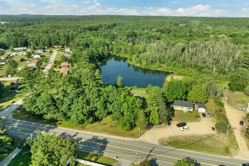 84 Fremont Road Raymond NH 03077