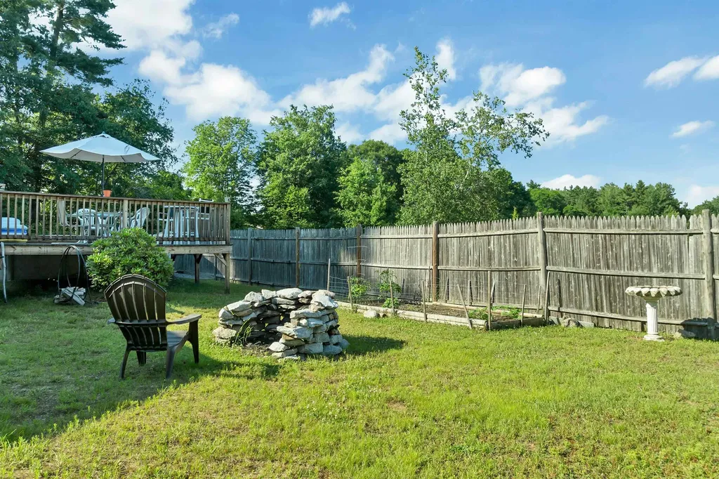 84 Fremont Road Raymond NH 03077