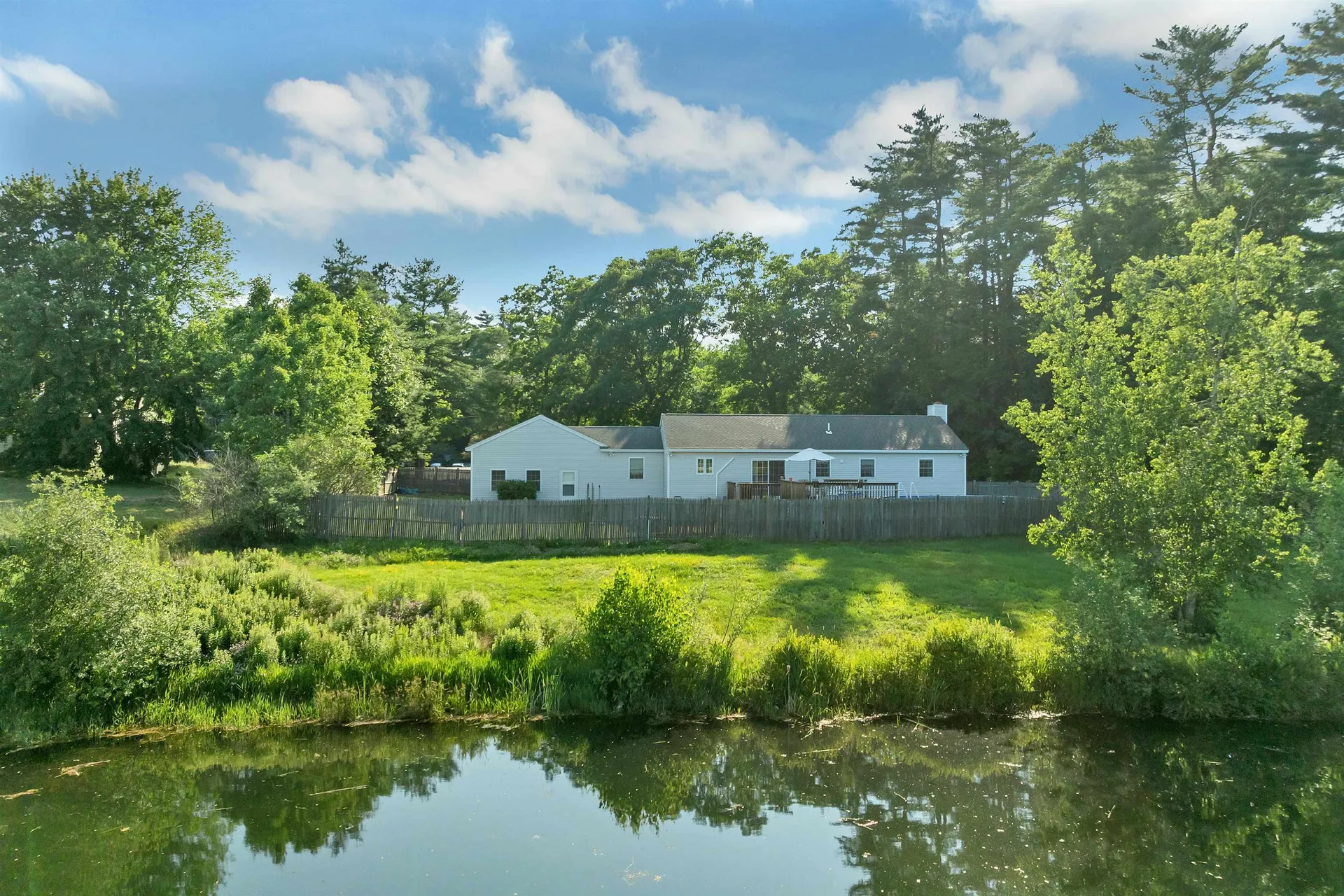 84 Fremont Road Raymond NH 03077