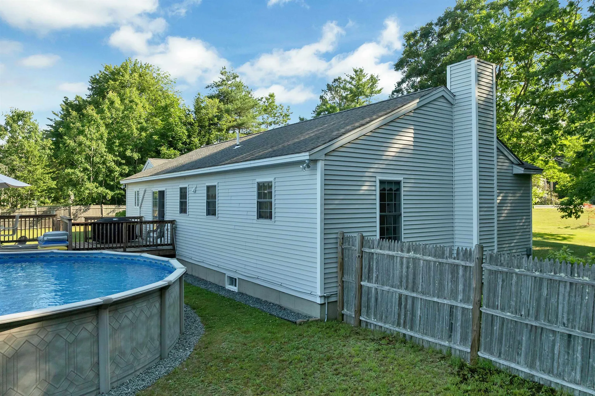 84 Fremont Road Raymond NH 03077