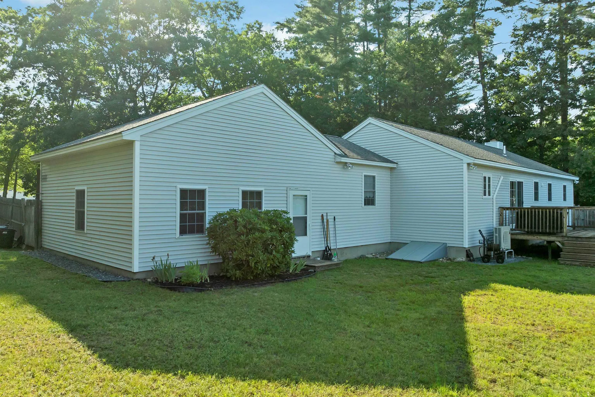84 Fremont Road Raymond NH 03077