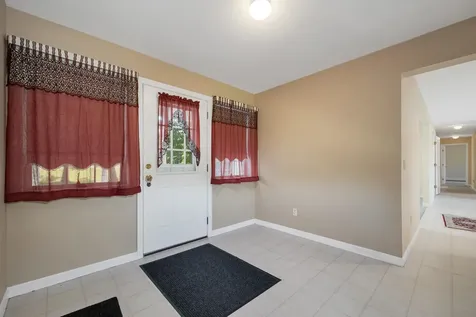 84 Fremont Road Raymond NH 03077