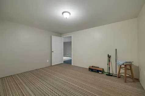 84 Fremont Road Raymond NH 03077