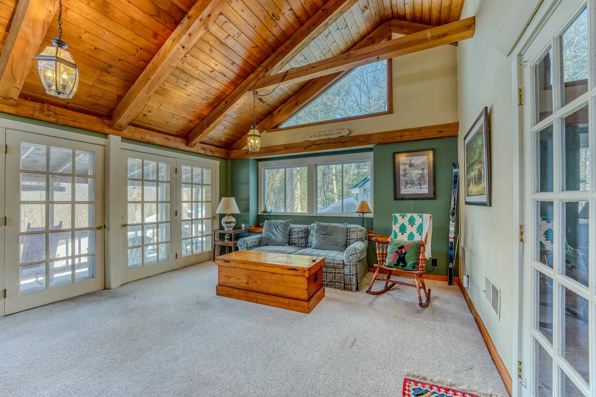 81 Meadow Lane Woodstock NH 03262
