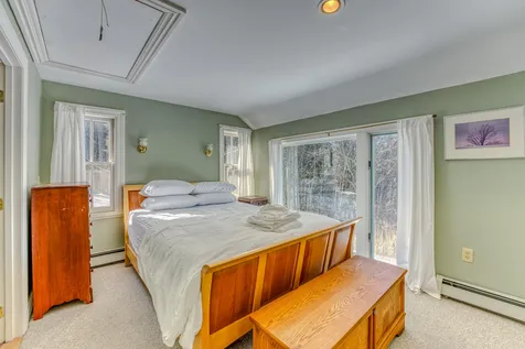 81 Meadow Lane Woodstock NH 03262