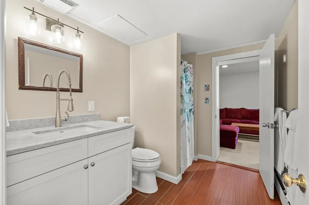 41 Roberts Road Hopkinton NH 03229