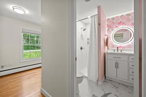 41 Roberts Road Hopkinton NH 03229