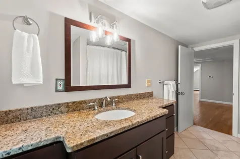 41 Roberts Road Hopkinton NH 03229