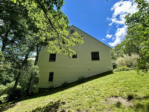 41 Roberts Road Hopkinton NH 03229