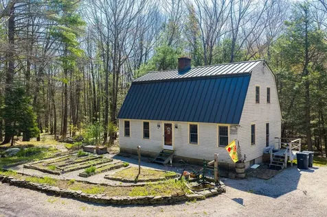 23 Devon Drive Danville NH 03819