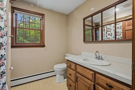 23 Devon Drive Danville NH 03819