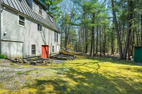 23 Devon Drive Danville NH 03819