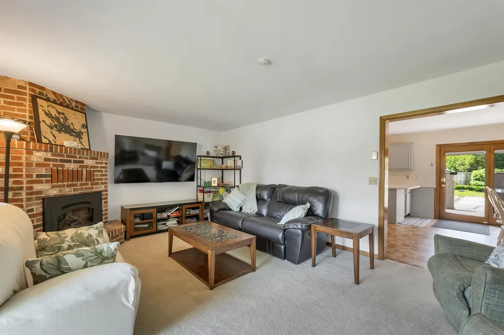 336 Intervale Road Gilford NH 03249