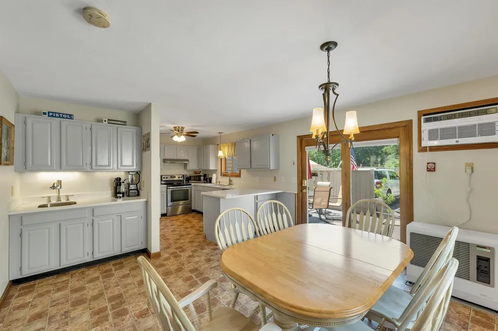 336 Intervale Road Gilford NH 03249
