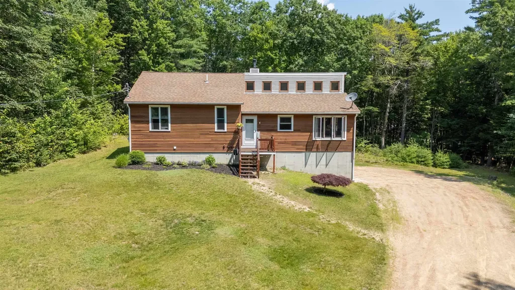 63 Partridge Drive Middleton NH 03887