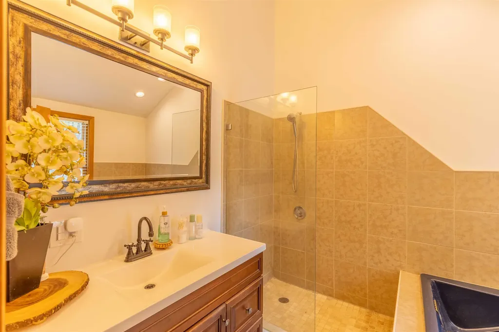 63 Partridge Drive Middleton NH 03887