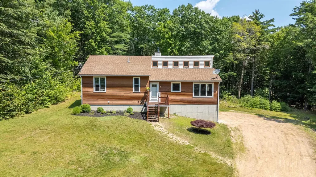 63 Partridge Drive Middleton NH 03887