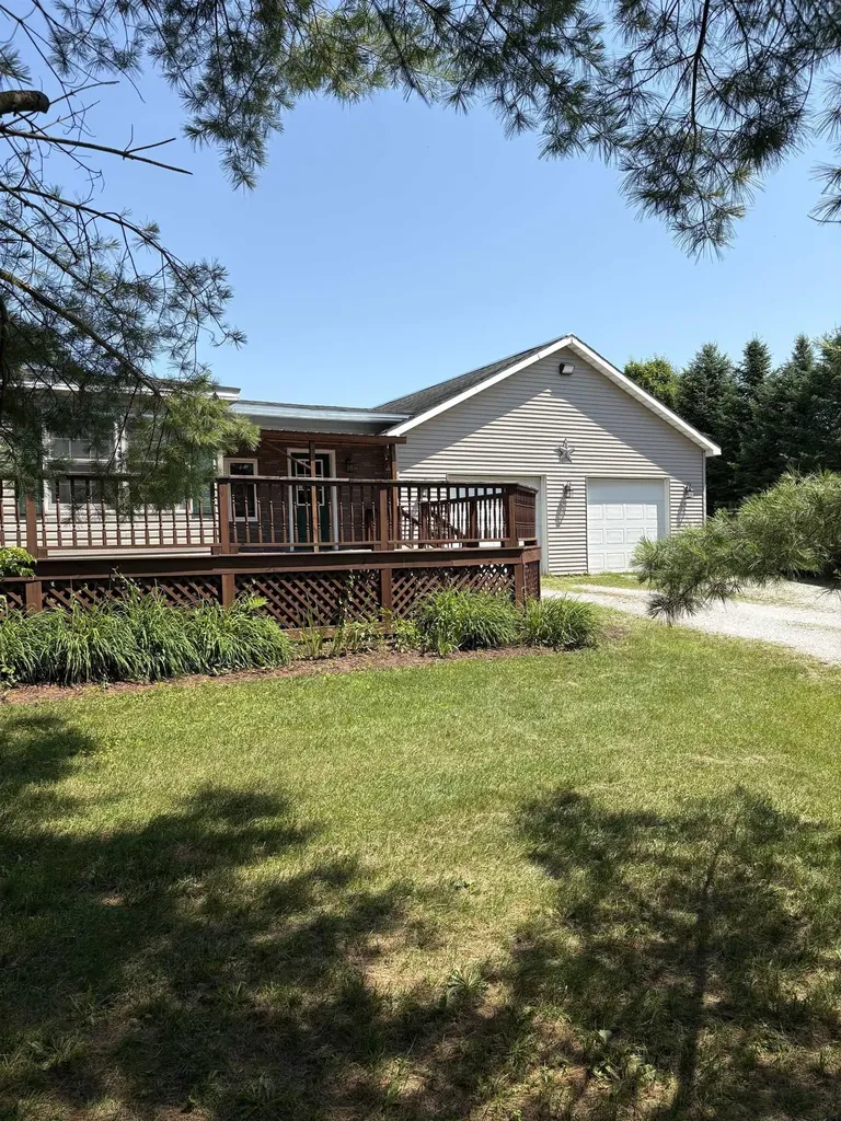 936 Cook Road Sheldon VT 05450