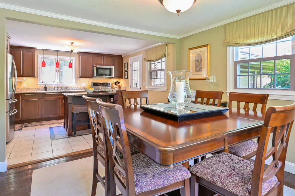 44 Berkley Street Merrimack NH 03054