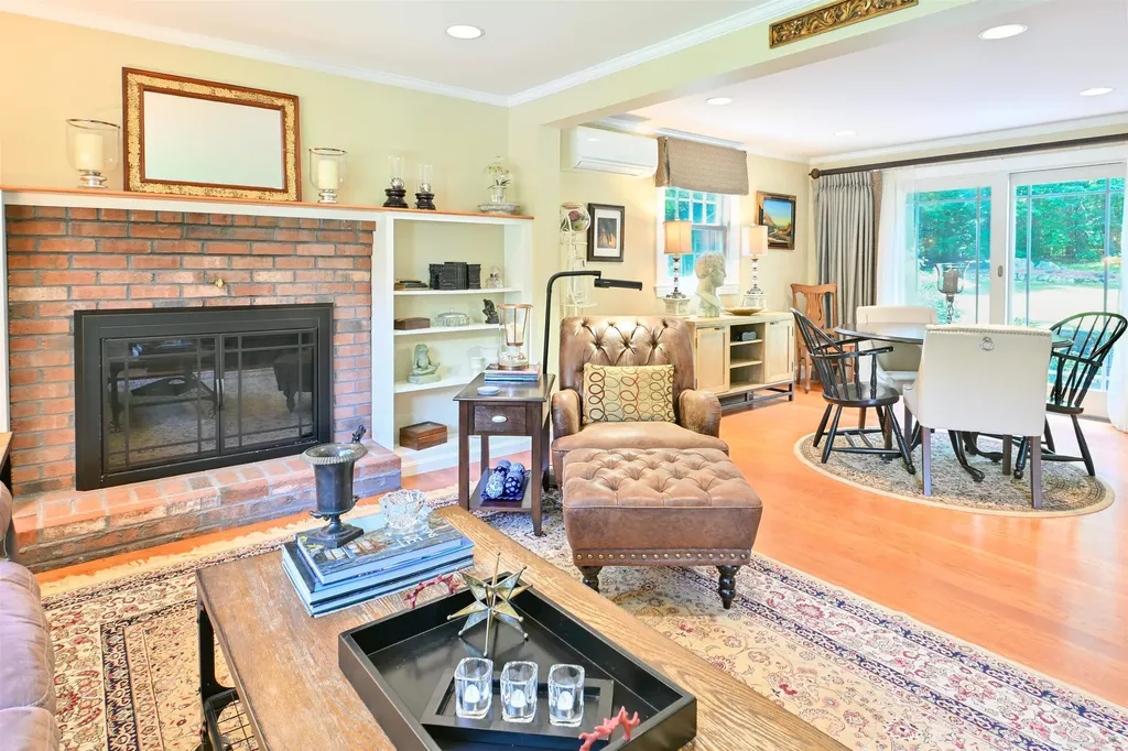 44 Berkley Street Merrimack NH 03054