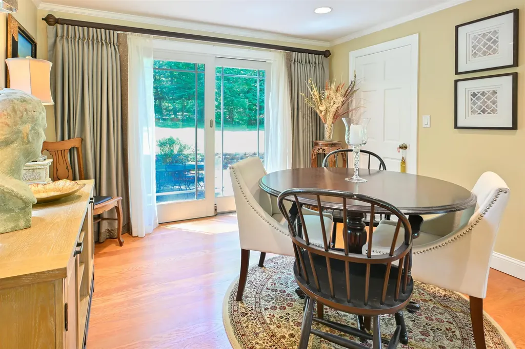 44 Berkley Street Merrimack NH 03054