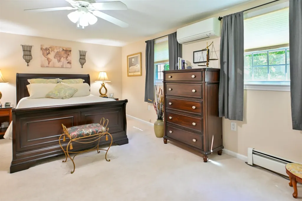 44 Berkley Street Merrimack NH 03054