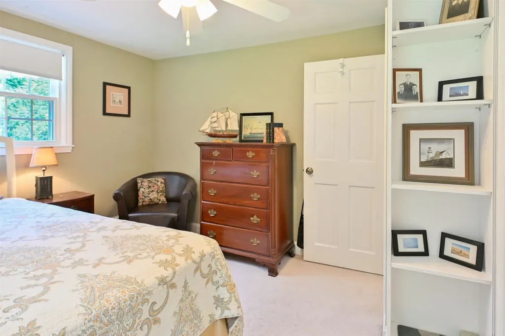 44 Berkley Street Merrimack NH 03054