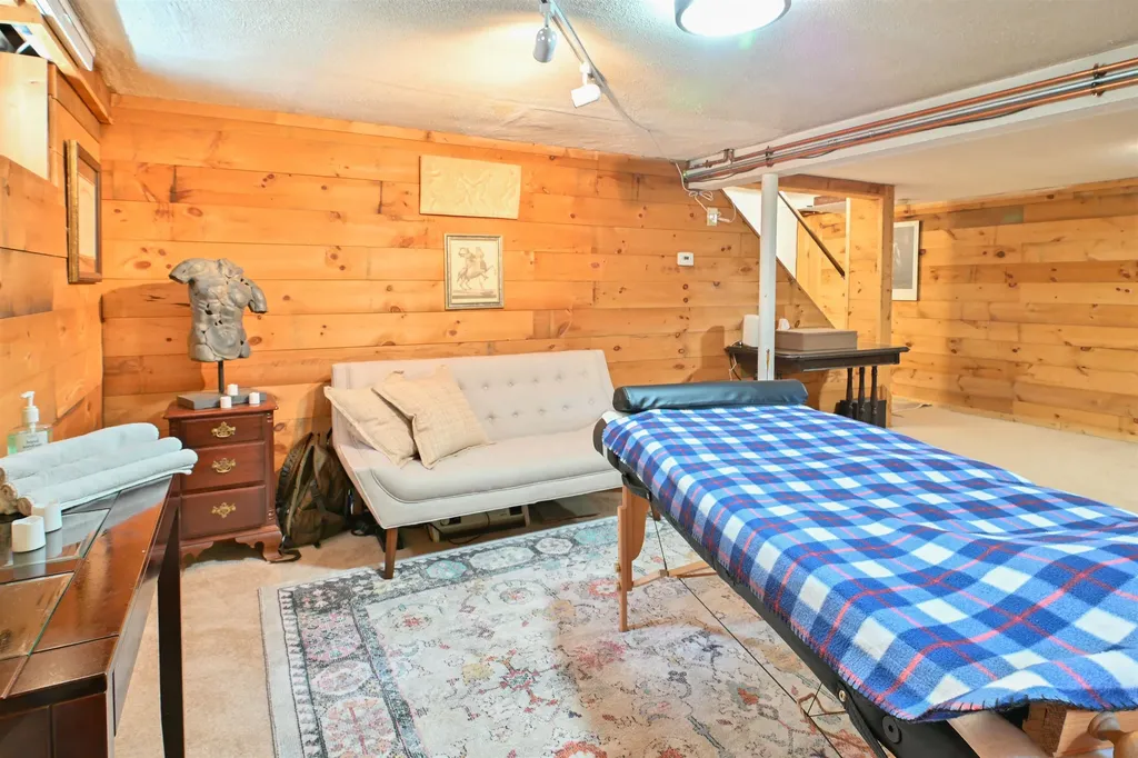 44 Berkley Street Merrimack NH 03054