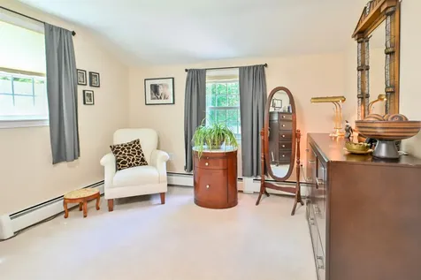 44 Berkley Street Merrimack NH 03054