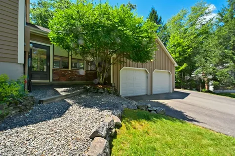 44 Berkley Street Merrimack NH 03054