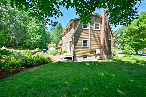 44 Berkley Street Merrimack NH 03054