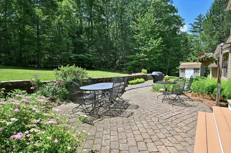 44 Berkley Street Merrimack NH 03054