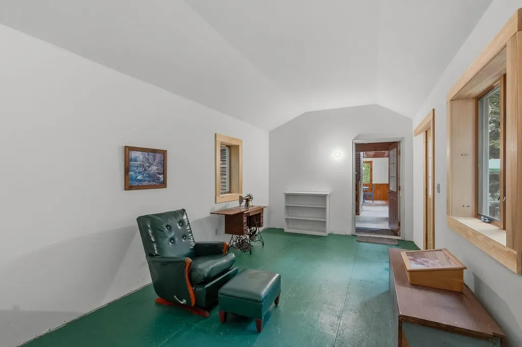 18 Devon Drive Danville NH 03819