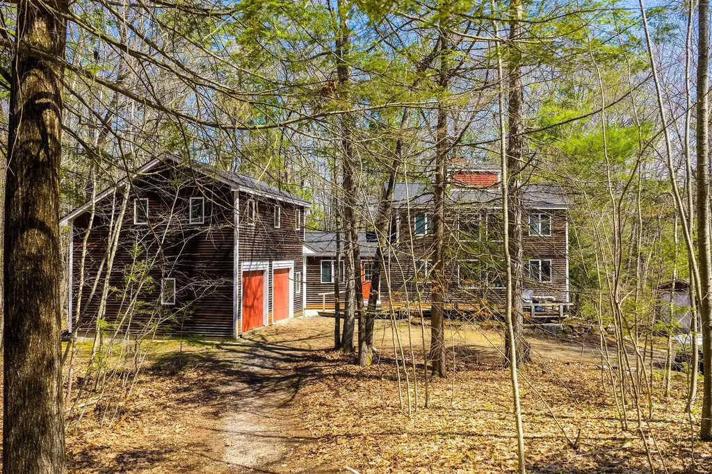 18 Devon Drive Danville NH 03819