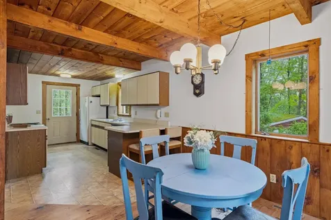 18 Devon Drive Danville NH 03819