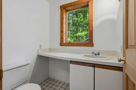 18 Devon Drive Danville NH 03819
