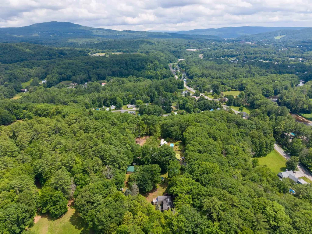 32 Grannis Street Claremont NH 03743