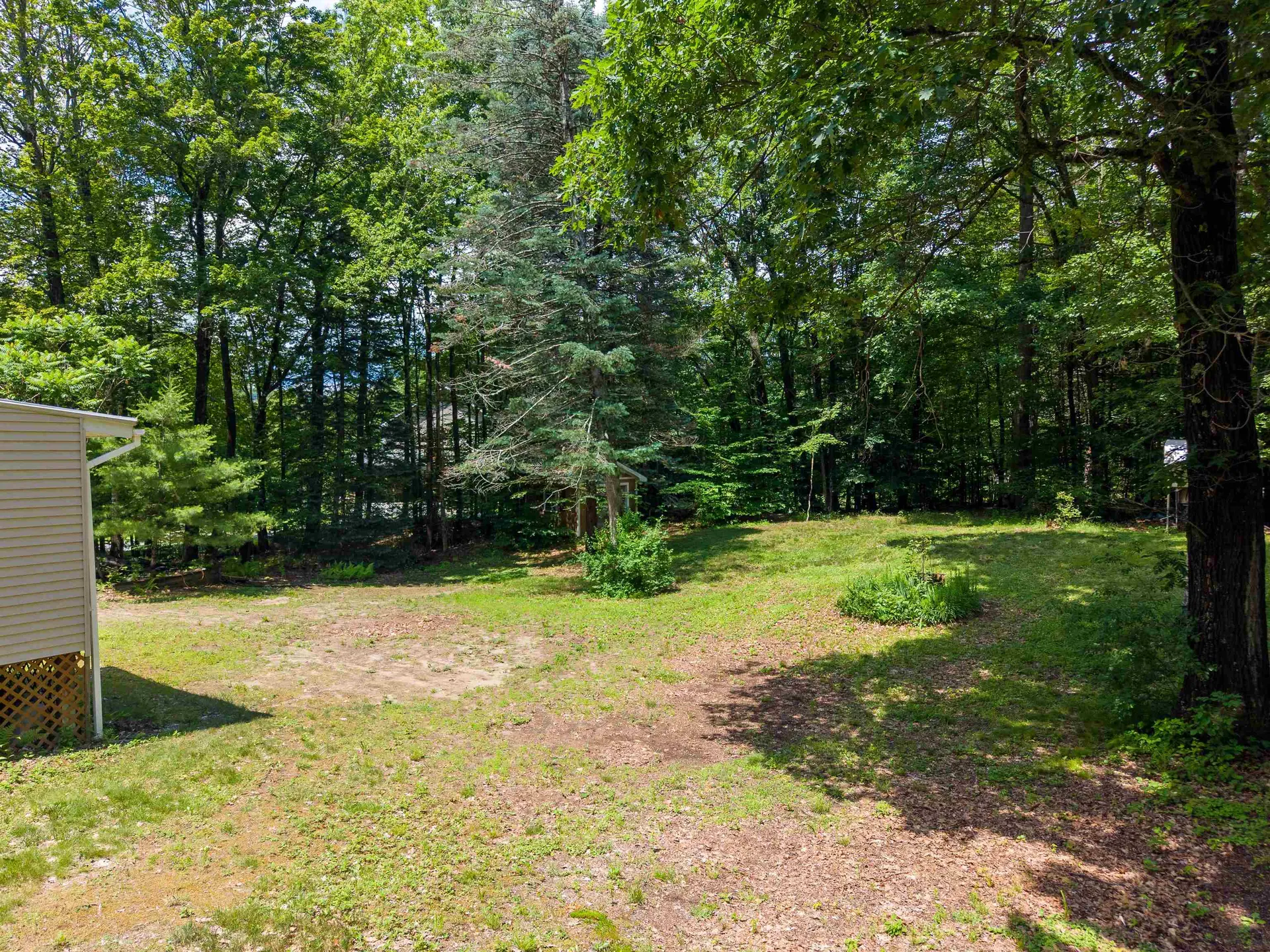 32 Grannis Street Claremont NH 03743