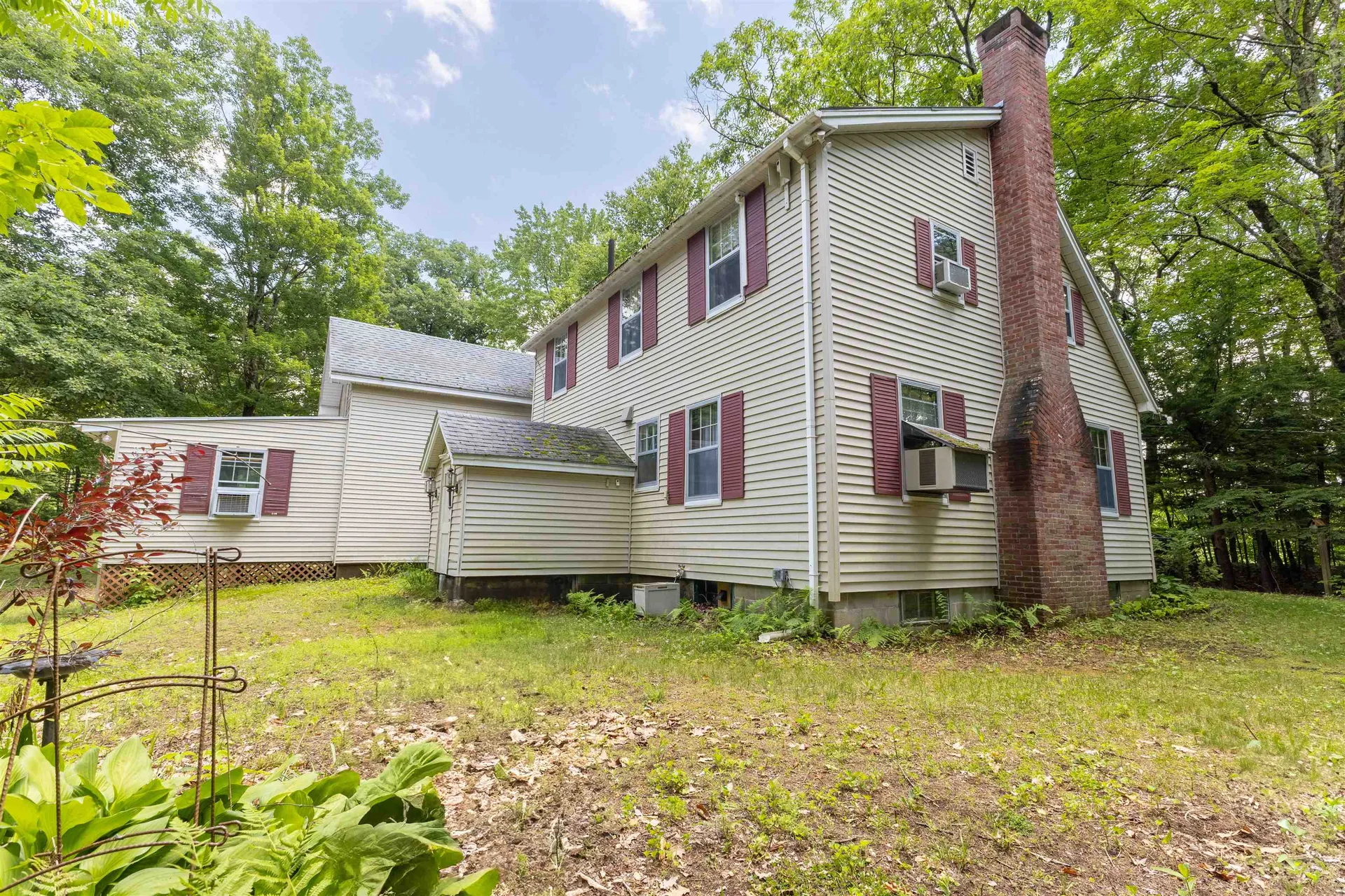 32 Grannis Street Claremont NH 03743