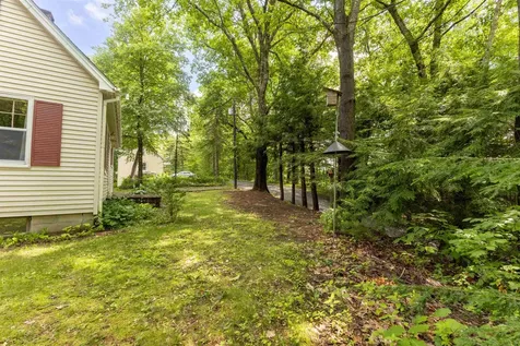 32 Grannis Street Claremont NH 03743