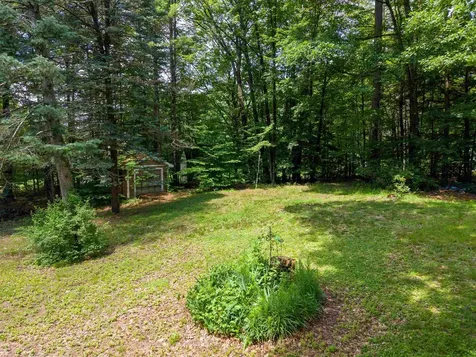 32 Grannis Street Claremont NH 03743
