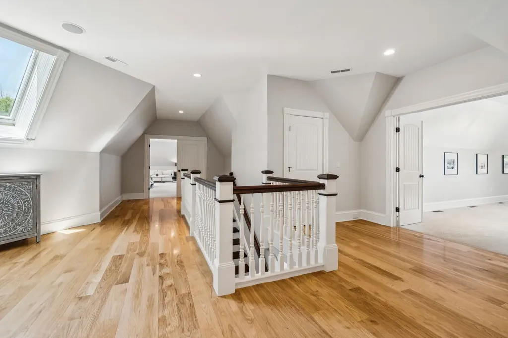 1 Willowbrook Court Bedford NH 03110