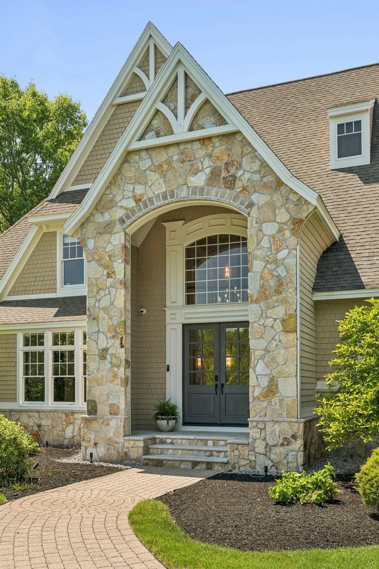 1 Willowbrook Court Bedford NH 03110