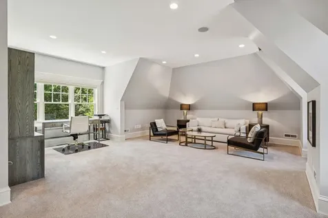 1 Willowbrook Court Bedford NH 03110