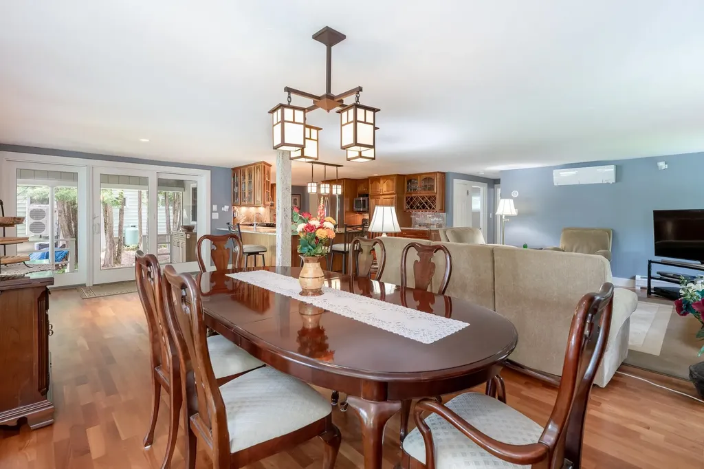 15 Cummings Cove Road Meredith NH 03253