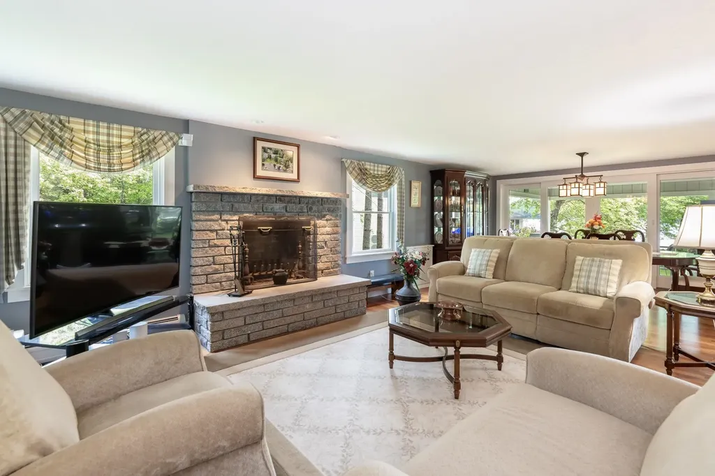15 Cummings Cove Road Meredith NH 03253