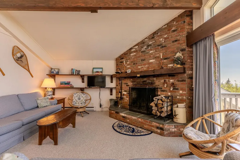 31 Farm Road Peru VT 05152