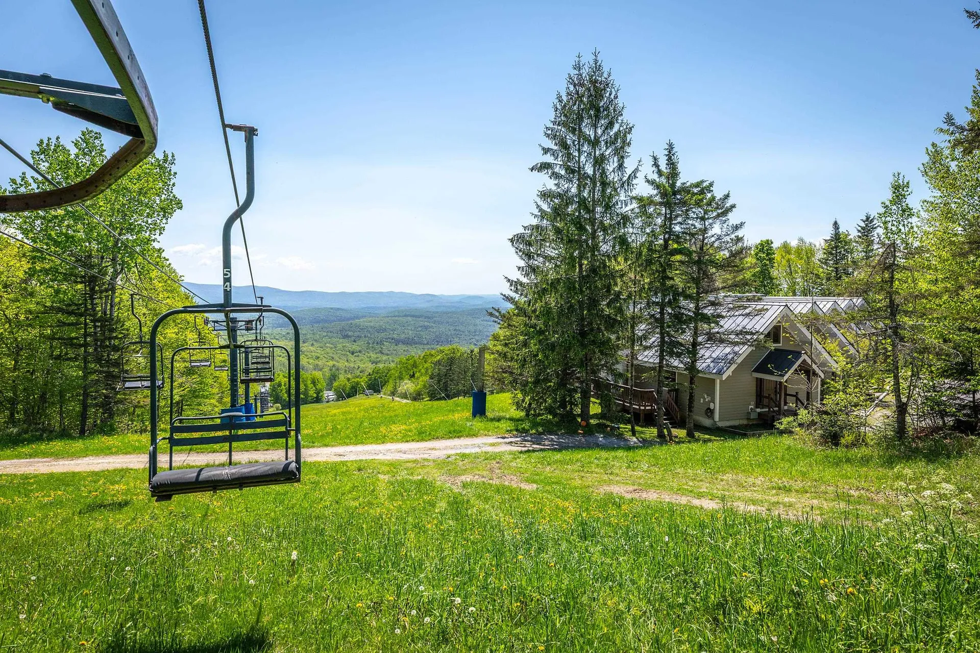 31 Farm Road Peru VT 05152