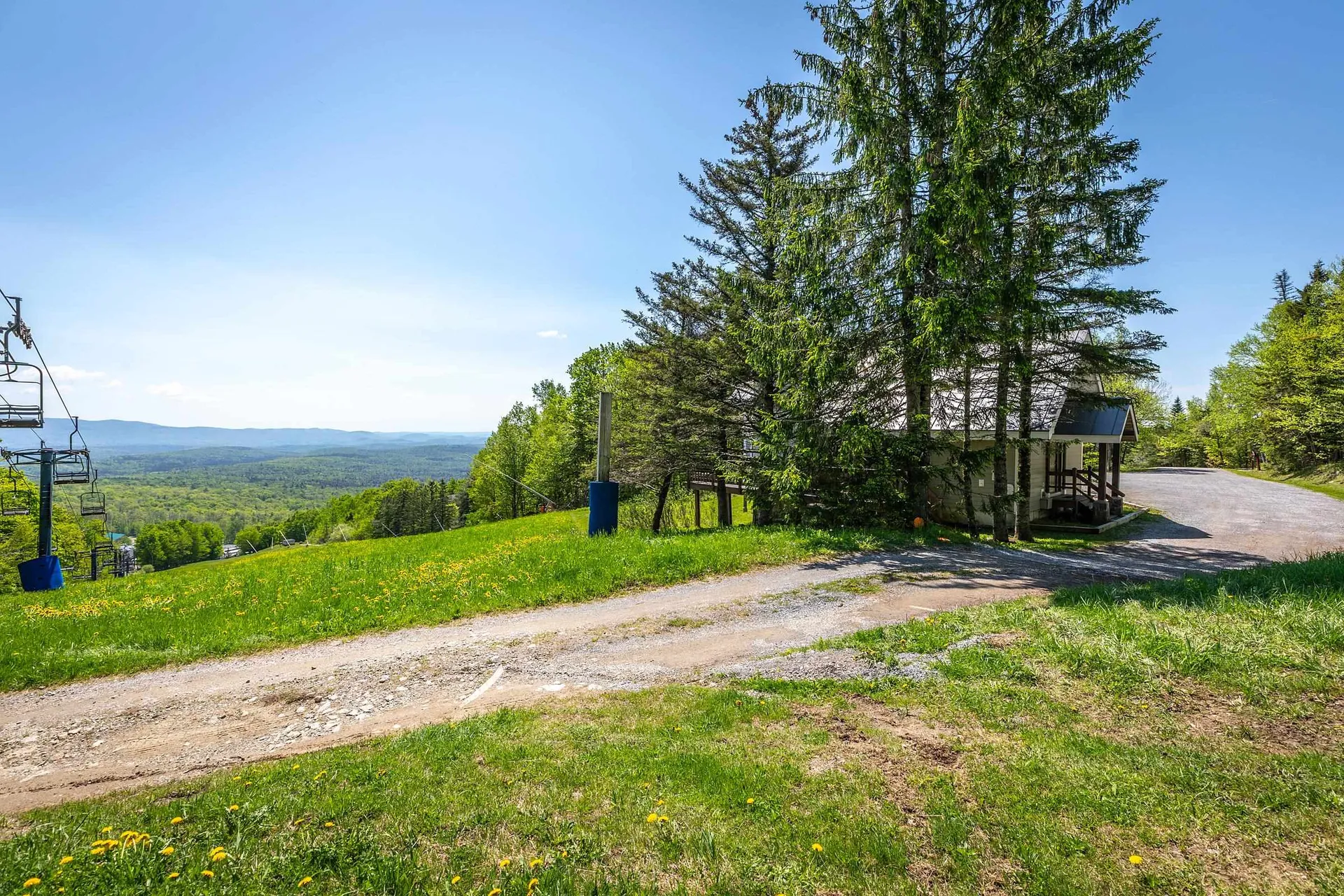 31 Farm Road Peru VT 05152